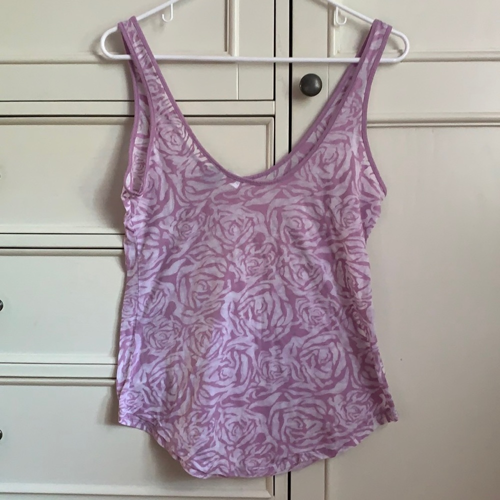 Rose pattern tank top